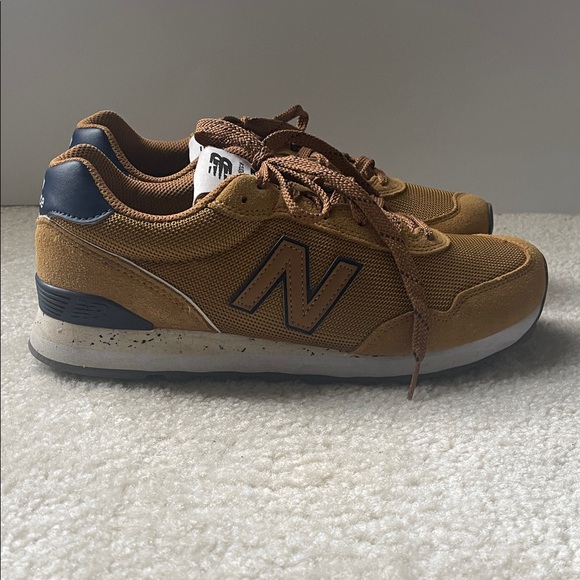 New Balance Unisex Brown and Blue Sneakers 8.5M - Picture 2 of 6